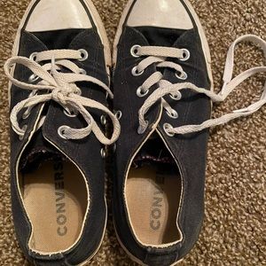 💫3/$35💫 Converse sneakers